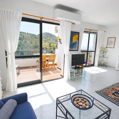 Apartment La Vista Apartments: Frigiliana's Scenic Retreat *