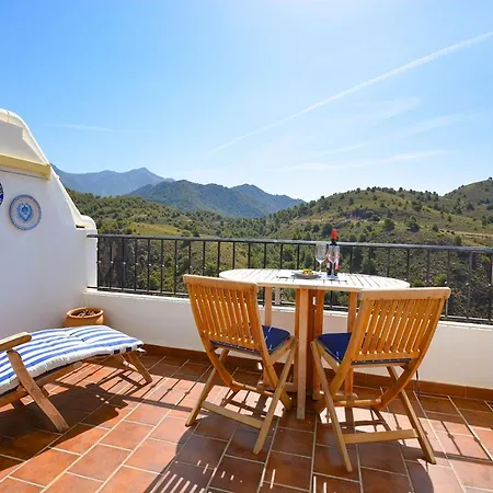Apartmán La Vista, 2 Bedroom With Amazing Views, Pool And Free Private Parking Hansonholiday *